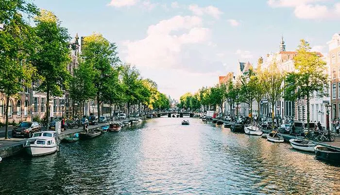 Ga direct naar een tof bedrijfsuitje in jouw stad!