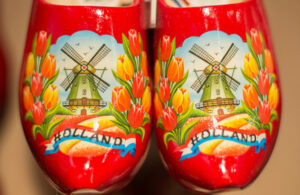 Crazy About Holland Home Game